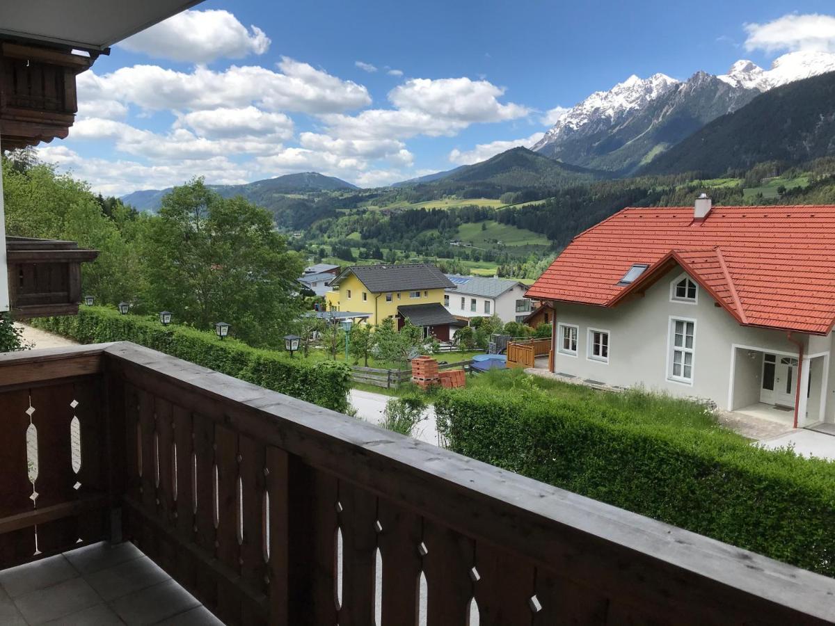 Platzhirsch Lägenhet Haus im Ennstal Exteriör bild